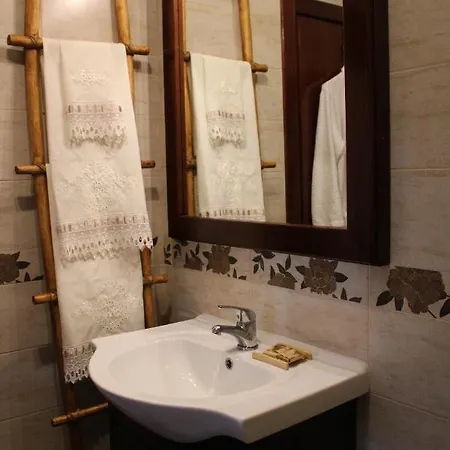 Casa Da Aldeia Da Avo Oda ve Kahvaltı Valpaços