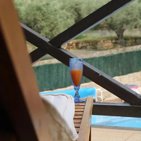 Oda ve Kahvaltı Casa Da Aldeia Da Avo Valpaços
